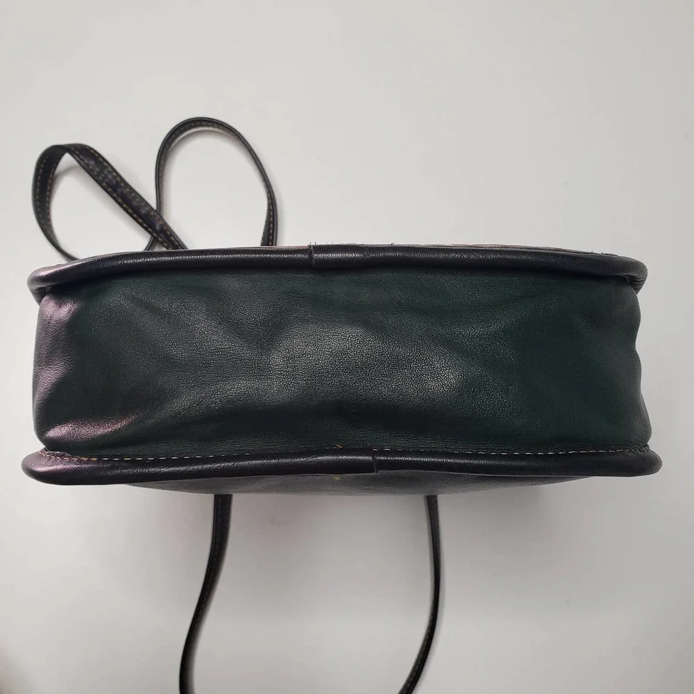 Turtle Ridge Leather Hand Painted Tooled Crossbody Purse Forest‎ Green Zi…